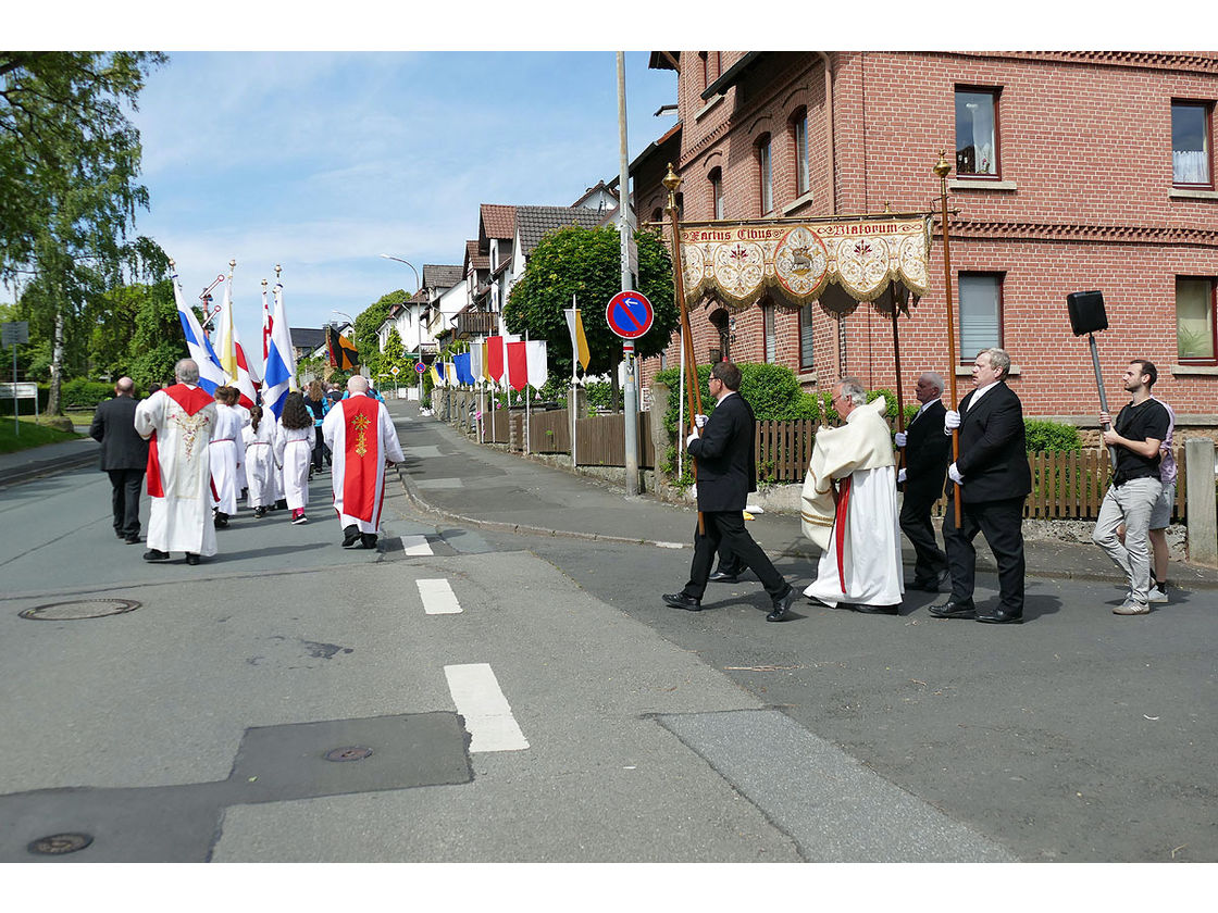 Bittprozession am Pfingstmontag (Foto: Karl-Franz Thiede)